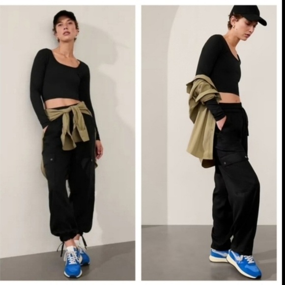 Athleta Pants - Athleta Celestial High Rise Utility Pants Size Small